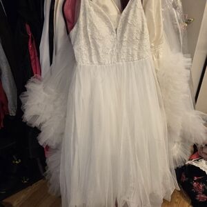 Chic White Lace Bridal Dress